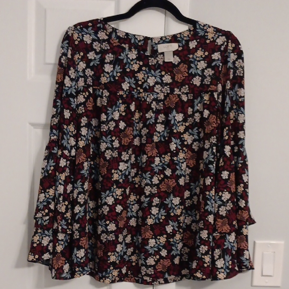 LOFT Tops - 3/$15. Loft semi-sheer Floral Women's Top - Multicolor